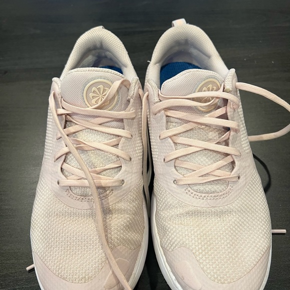 Nike Runners - Picture 2 of 3